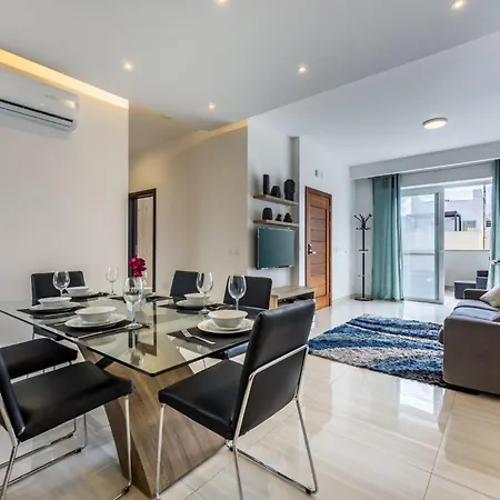 Apartament Modern Penthouse + Large Terrace Sliema